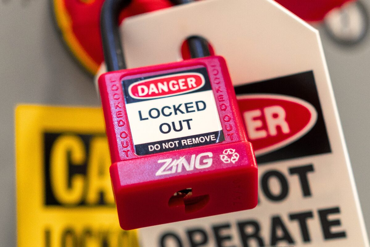Addressing LOTO lock for machine