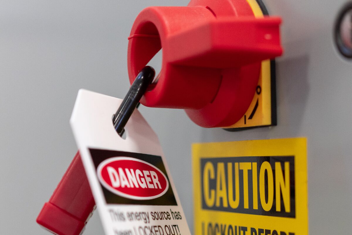 when lockout tagout is required - loto on a grey machine