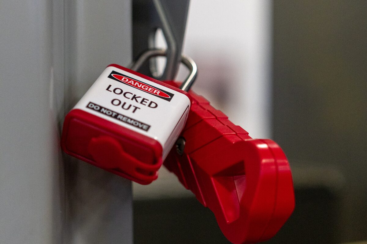 Lock for CNC Machine LOTO